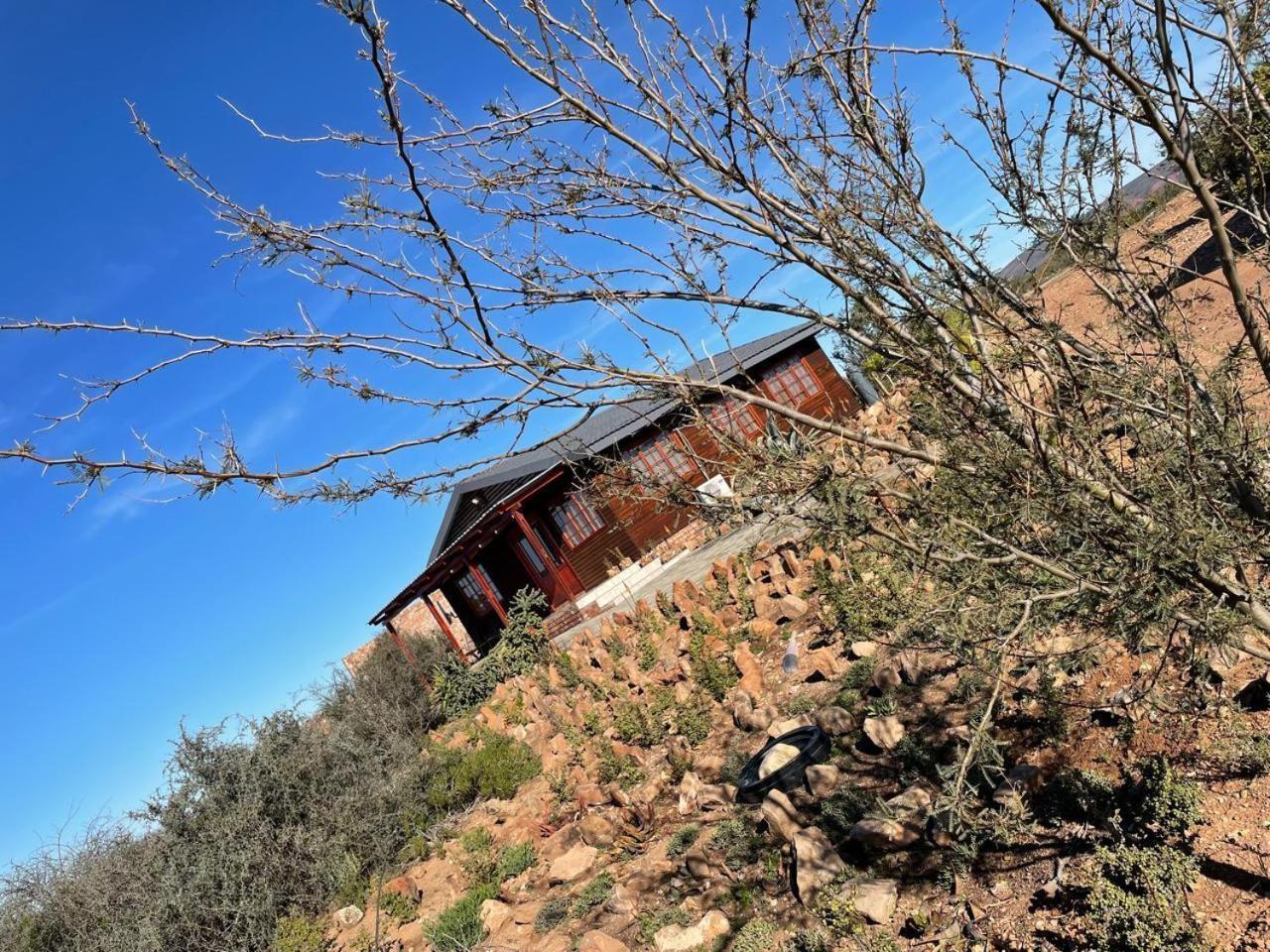 Klein Karoo Game Lodge