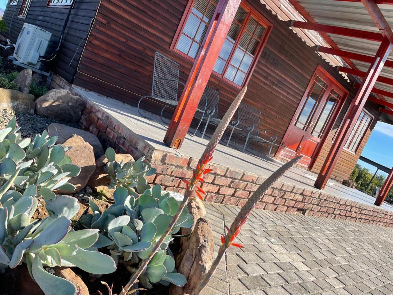 Lodge Klein Karoo Game *